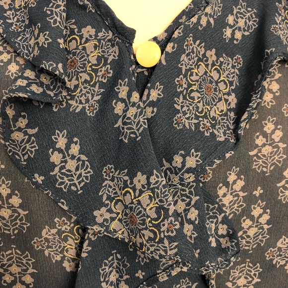 Sheer Front Ruffle Blue Print Blouse - Picture 5 of 6